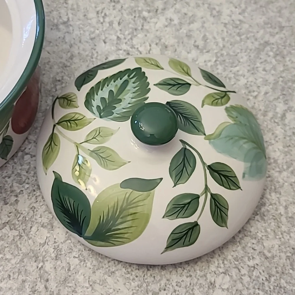 Sakura Fruit Pattern Ceramic Casserole Dish